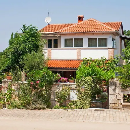 بيت ضيافة Klara In * Istrien